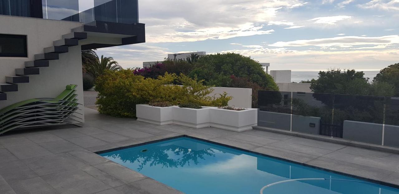 Camps Bay Cosy Accommodation ケープタウン エクステリア 写真
