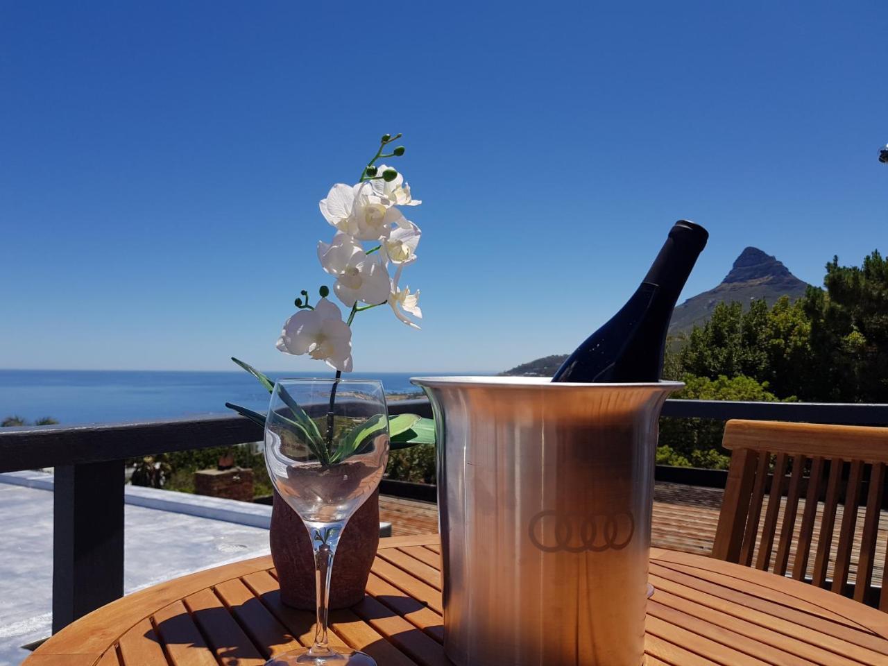 Camps Bay Cosy Accommodation ケープタウン エクステリア 写真