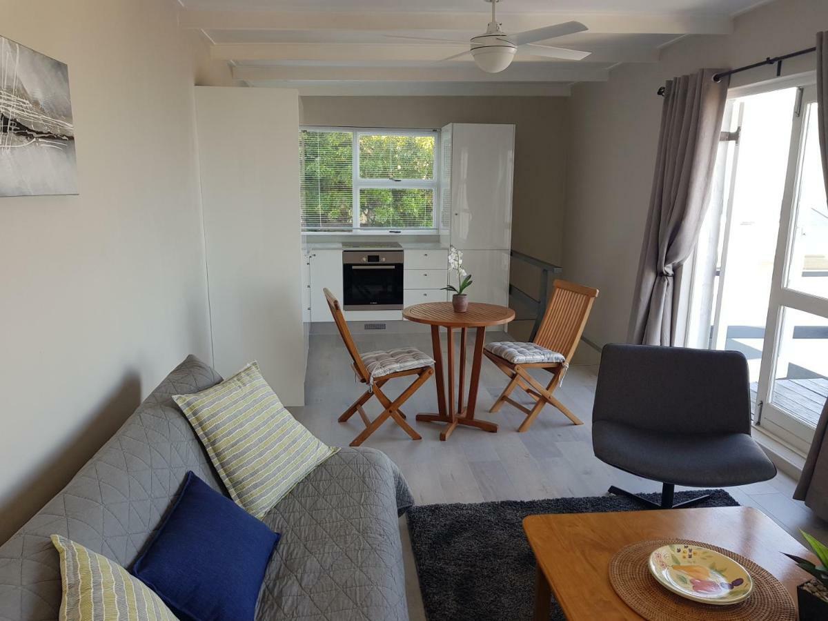 Camps Bay Cosy Accommodation ケープタウン エクステリア 写真