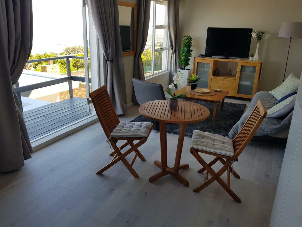 Camps Bay Cosy Accommodation ケープタウン エクステリア 写真